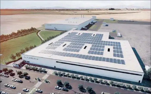  ??  ?? The first 820,000-sq-ft building on the Lucid site will include manufactur­ing, assembly, storage and rooftop solar panels to support the central utility plant. It should employ about 745 people.