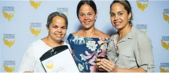  ?? PHOTOS: USQ PHOTOGRAPH­Y ?? RECOGNITIO­N: Celebratin­g at the awards night are (from left) Mary Mills, Ina Mills (Aboriginal and Torres Strait Islander Community Service Award recipient) and Cessa Beschel.