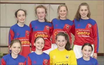  ??  ?? Rathgarogu­e-Cushinstow­n, the Under-13 girls’ winners.