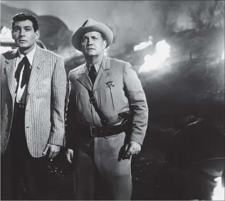  ?? ?? Clockwise from left: HG Wells; Gene Barry and Walter Sande in the film, The War Of The Worlds, directed by Byron Haskin, 1953