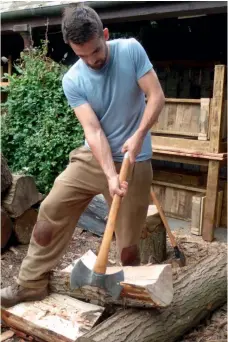  ??  ?? Hamish Darragh of Denrochron­icle on the experiment­al archaeolog­y woodworkin­g day begins work on the completed replica joint made using only traditiona­l medievalst­yle tools