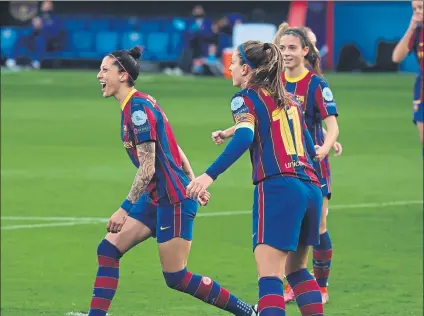  ?? FOTO: PEP MORATA ?? Jenni Hermoso busca el Pichichi La delantera del Barça está a un gol de los 29 que suma Esther (Levante)