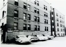  ?? CITY OF EDMONTON ARCHIVES PHOTO ?? A 1970 view of the Arlington Apartments, where ‘Bluebeard’ killer James P. Watson stayed when he was in town.