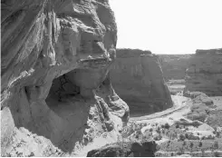  ??  ?? The 100-kilometre long Canyon de Chelly in Arizona has a stream bed running the length of the canyon floor.
