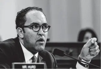  ?? Erin Schaff / New York Times ?? Rep. Will Hurd, R-San Antonio, questions Marie Yovanovitc­h, the former U.S. ambassador to Ukraine, during her appearance at the impeachmen­t inquiry hearing in Washington.