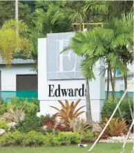  ??  ?? Edwards Lifescienc­es Technology Sarl ubica en la zona industrial de Añasco.