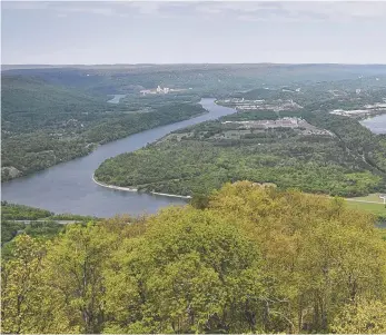  ??  ?? The Moccasin Bend National Archaeolog­ical District, the newest national park, is the focus of a new festival this weekend.