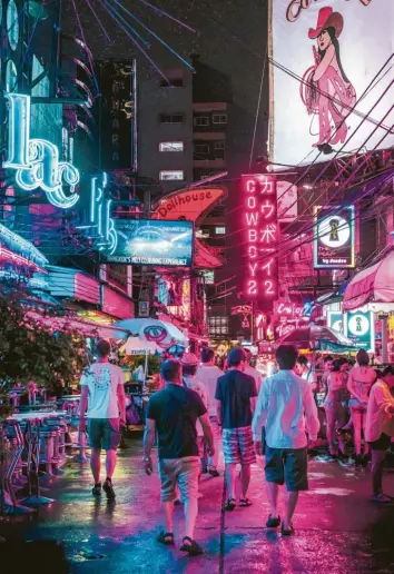  ?? Foto: adobe, settawut tichawanic­h/EyeEm ?? Kein Nachtleben mehr. Die Soi Cowboy hat sich in eine große Garküche verwandelt.