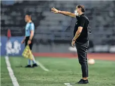  ?? /EFE ?? El entrenador argentino Ramón Díaz dirigió al Libertad por última vez este miércoles en su visita a Caracas.