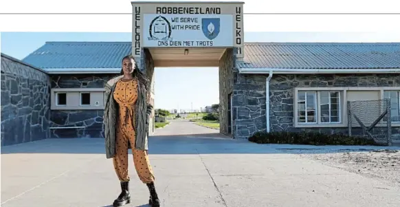  ?? /PHOTOS/ SUPPLIED ?? Oti Mabuse during her visit to the historic Robben Island in Cape Town where she filmed her documentar­y that is set to premier in January 1 on BBC Brit channel.