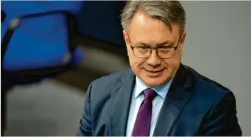  ?? Foto: Soeren Stache, dpa ?? Georg Nüßlein im Bundestag. Dem Parlament gehört er seit 2002 an.