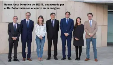  ??  ?? Nueva Junta Directiva de SECIB, encabezada por el Dr. Peñarrocha (en el centro de la imagen).