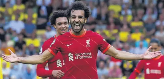  ??  ?? Salah, la gran amenaza ‘red’ en ataque, celebra un gol ante el Norwich en el primer partido de la Premier League.