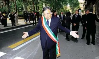  ??  ?? Il sindaco di Palermo Leoluca Orlando, al suo quinto mandato da primo cittadino del capoluogo siciliano