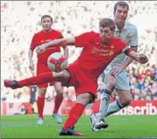  ?? REUTERS PHOTO ?? Luis Figo believes Steven Gerrard would have held his own among the starstudde­d Real Madrid team of his time.