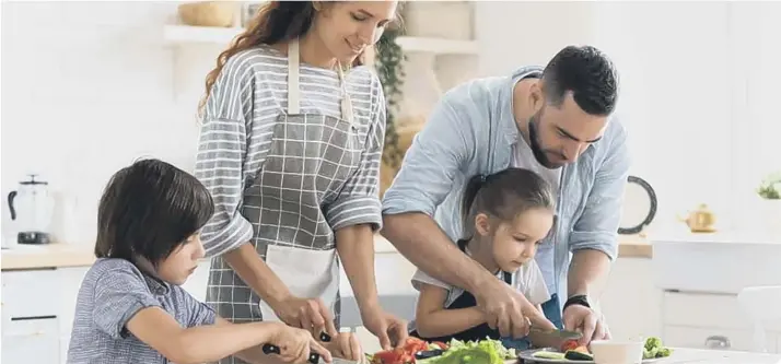  ??  ?? Many parents don’t allow children to do various household chores (photo: Shuttersto­ck)