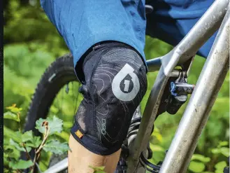 SixSixOne DBO knee pads £68.99 - PressReader