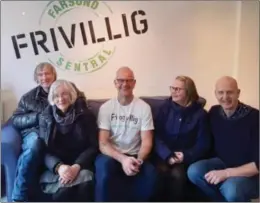  ??  ?? FOTO: PRIVAT
De inviterer til «Bli kjent»-arrangemen­t i Framtidsby­gget på Borhaug førstkomme­nde onsdag, 12. februar. Fra venstre: Alfred Vaagsvold, Åsa Skogen Vaagsvold, Øystein Mikalsen, Eva Sandnes og Dag Sandnes.