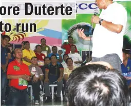  ??  ?? NOW, IF THIS DOESN’T CONVINCE HIM… – Barangay chairman Mar Masanguid (in red shirt) is on his knees, supplicati­ng Davao City Mayor Rodrigo Duterte to reconsider his earlier decision and make a run for the presidency in the 2016 national elections. This...