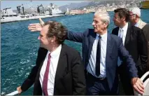  ?? (Photo d’illustrati­on archives P. Bl.) ?? Après Hubert Falco, le maire de Nice pourrait lui aussi être tenté par l’appel du large.