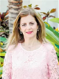  ?? /CORTESÍA FB AIDA FERES. ?? Aída Feres, presidenta del DIF Tampico, en sus redes sociales invita a adquirir paellas