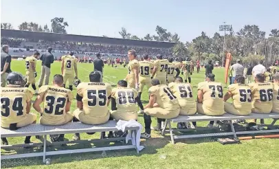  ??  ?? Los Condors sufrieron la derrota a manos de Mexicas, en duelo disputado en el estadio Jesús Martínez