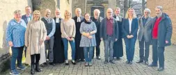  ?? Foto: Kirchengem­einde Spenge ?? Das neue Presbyteri­um wurde bei einem Gottesdien­st in der Spenger Martinskir­che nun offiziell begrüßt und eingeführt.