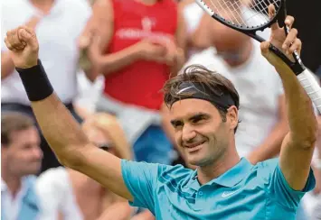  ?? Foto: dpa ?? Ganz oben in der Tennis Weltrangli­ste: Roger Federer hat sich nach längerer Pause eindrucksv­oll zurückgeme­ldet. In Stuttgart hat der Schweizer den 98. Titel auf der ATP Tour gewonnen.