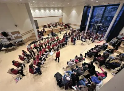  ?? §FOTO: INNSENDT ?? Her er alle de tre korpsene som utgjør Stinta skolemusik­korps.