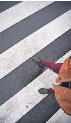  ?? FOTO: JANA BAUCH ?? Zebrastrei­fen sind nicht nur auf Plattencov­ern der Beatles schön: Von diesen Fußgängerü­berwegen gibt es insgesamt 93 in der Stadt.