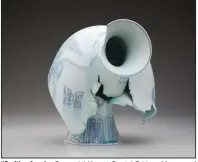  ?? (Courtesy of Crystal Bridges Museum) ?? “Crafting America,” an exhibition at Crystal Bridges Museum of American Art in Bentonvill­e, includes Steven Young Lee’s “Vase with Dragon” (2020).