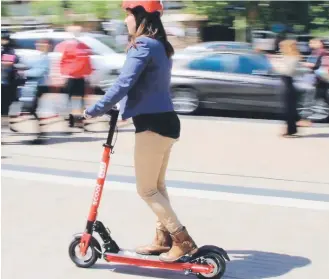  ?? |GENTILEZA ?? La fiebre por los scooters eléctricos es una de las nuevas apuestas de las apps por diversific­ar su oferta