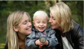  ?? FOTO RR ?? In Zweden werd Emelie Eriksson, een vrouw die zonder baarmoeder was geboren, zwanger. Haar moeder stond die van haar af.