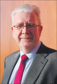  ?? 06_a18husting­s_russell01 ?? Mike Russell has tabled questions to the Scottish Government about broadband.