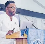  ?? PHOTO BY CHRISTOPHE­R THOMAS ?? Larren Peart, chief executive officer of research specialist company Bluedot Insights, addressing students at the Sam Sharpe Teachers’ College’s Research Day at the institutio­n’s campus in Granville, St James, on Wednesday.