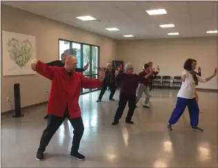  ?? Matt Fernandez/The Signal ?? Allen Wells teaches tai chi classes two days per week at the Bella Vida senior center. Beyond its meditative nature and defensive capabiliti­es, the Chinese martial art offers health benefits.