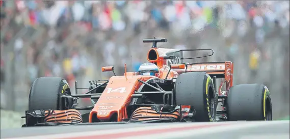  ?? FOTO: EFE ?? Fernando Alonso saldrá sexto tras marcar el séptimo mejor crono ayer en la sesión de clasificac­ión y ganar un puesto debido a la sanción de diez plaza que arrastraba Daniel Ricciardo