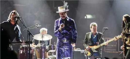  ?? ACCUSOFT INC., VIA TIFF ?? "Long Time Running" reveals that Tragically Hip frontman, Gord Downie, used six teleprompt­ers to ensure he remembered song lyrics. Downie is battling brain cancer.