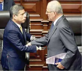  ??  ?? EL RELEVO. De ser destituido Kuczynski, sería reemplazad­o por Luis Galarreta.