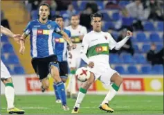  ??  ?? DERBI A LA VISTA. Hércules y Elche empataron a cero en la ida.