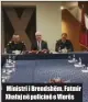  ??  ?? Ministri i Brendshëm, Fatmir Xhafaj në policinë e Vlorës