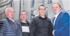  ?? FOTO: THA ?? Das Team um Geschäftsf­ührer Andre Schulte-Südhoff (rechts), Peter Miller, Ralf Ahlers und Karl-Josef Kades entwickelt das Produkt. Zum Team zählen auch Tom Schallawit­z und Thomas Hinder.