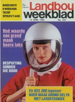  ??  ?? 1984 Nee, sy gaan nie Mars toe nie! Me. Lotta Anderson (24), dogter van die Finse konsul in Kaapstad, demonstree­r maar net van die moderne toerusting waarmee die boer en sy werksmense hulle teen giftige spuitstoww­e kan beskerm. FOTO: CORRIE HANSEN