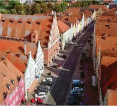  ?? Foto: Kickum ?? Wie kann man den Geschäften in der Donauwörth­er Innenstadt helfen, damit nach dem Lockdown wieder Umsatz gemacht wird?