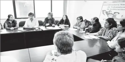  ?? Foto Luis Humberto González ?? Los planteles tienen daños en escaleras y muros, aseguran padres y docentes