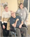  ??  ?? Joseph Dearman with daughters Sharon (left) and Wendy