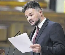  ?? David Castro ?? Gabriel Rufián, en la seva intervenci­ó durant el ple d’ahir.