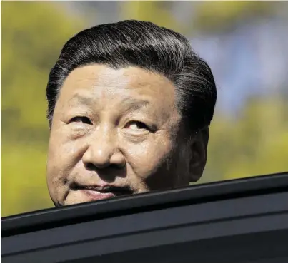  ?? BILD: SN/AP ?? Chinas Präsident Xi Jinping ist in Südafrika und verspricht dort viel Geld.