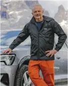  ??  ?? FABRIZIO LONGO Direttore Audi Italia Dal 2013 è direttore della Divisione Audi Italia. Oltre che di auto, è un grande appassiona­to di montagna e delle Dolomiti trentine, dove torna ogni volta che può.