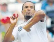  ?? REUTERS ?? Vernon Philander claimed his Twitter account was hacked after an inflammato­ry message was posted about Steve Smith.